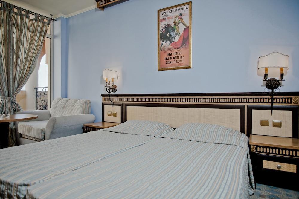 Andalucia Beach Hotel Elenite Luaran gambar