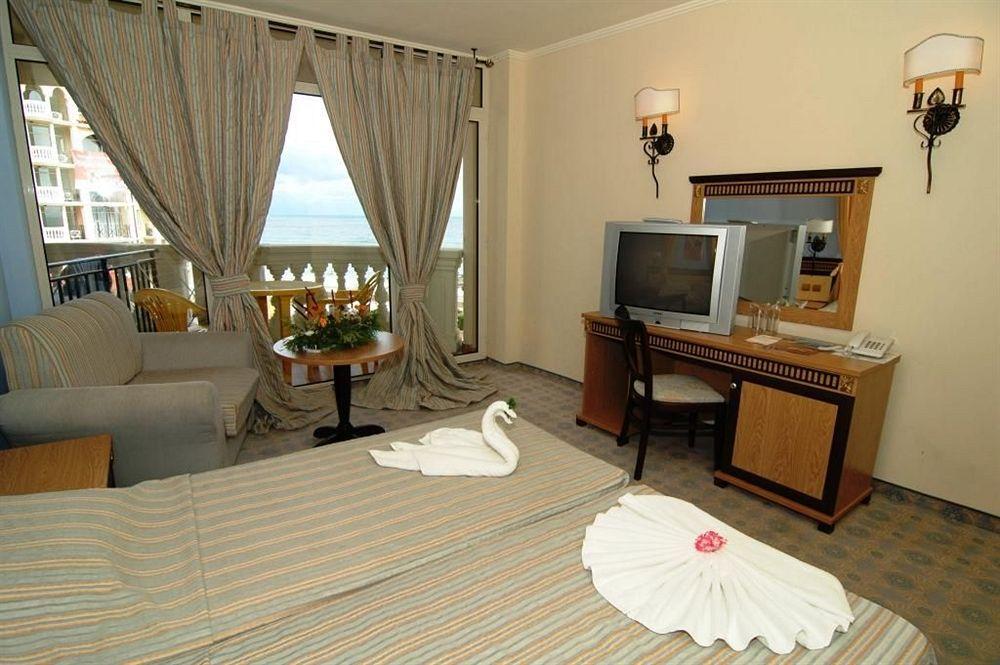 Andalucia Beach Hotel Elenite Luaran gambar